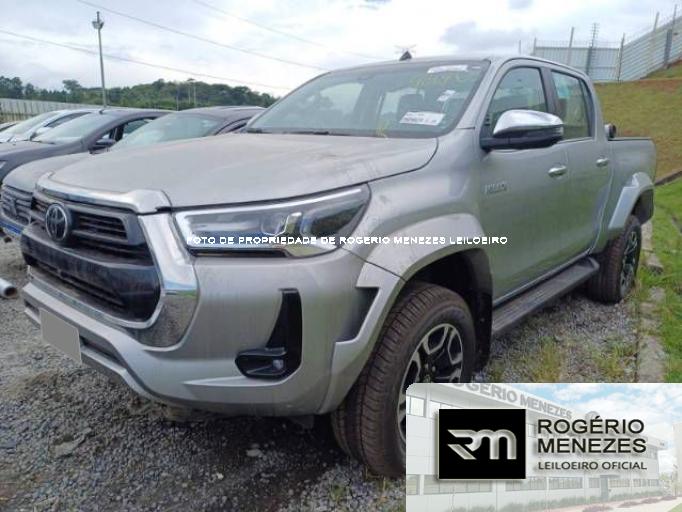 TOYOTA HILUX CD 23/24