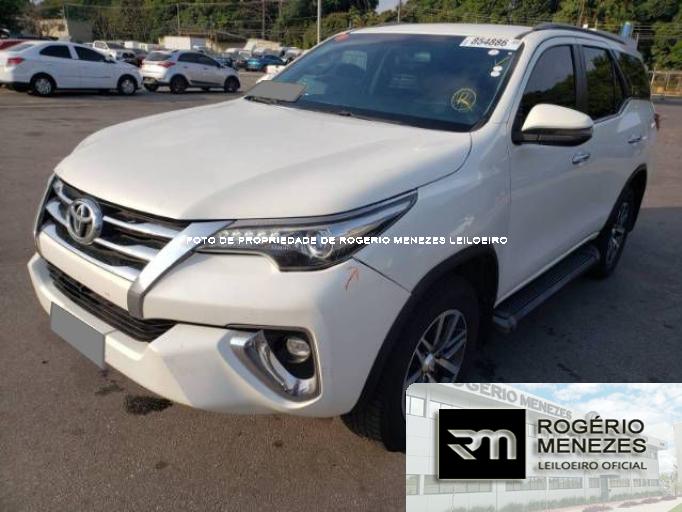 TOYOTA HILUX SW4 18/19