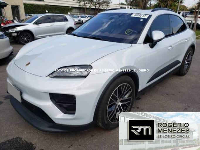 PORSCHE MACAN 25/25