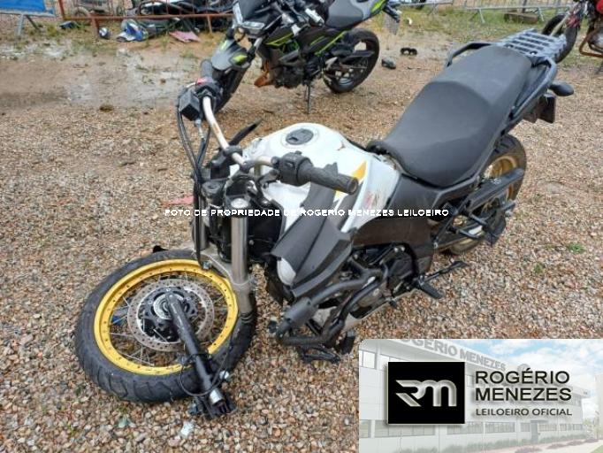 SUZUKI V-STROM 23/24
