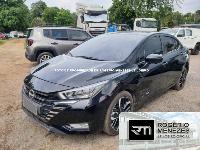 NISSAN VERSA 23/24