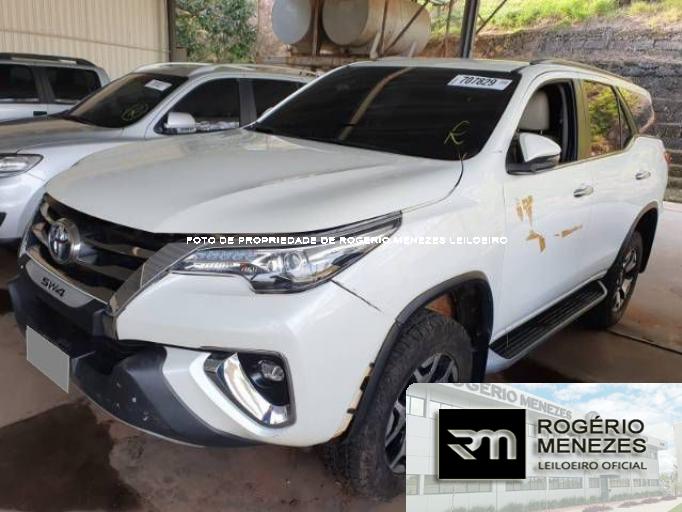 TOYOTA HILUX SW4 19/20