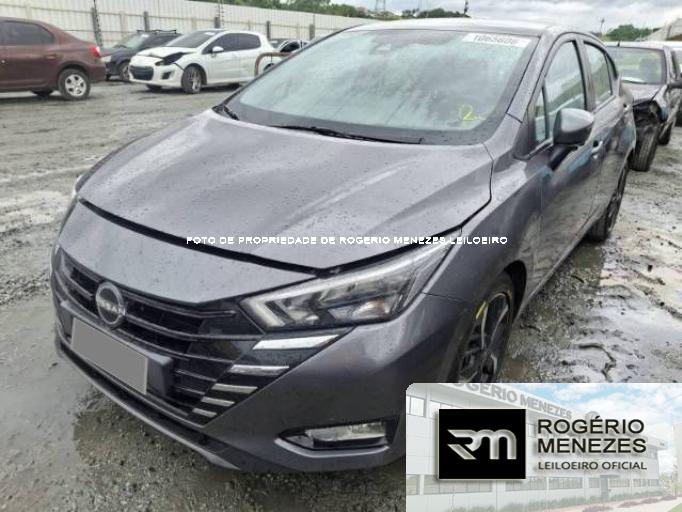 NISSAN VERSA 24/25